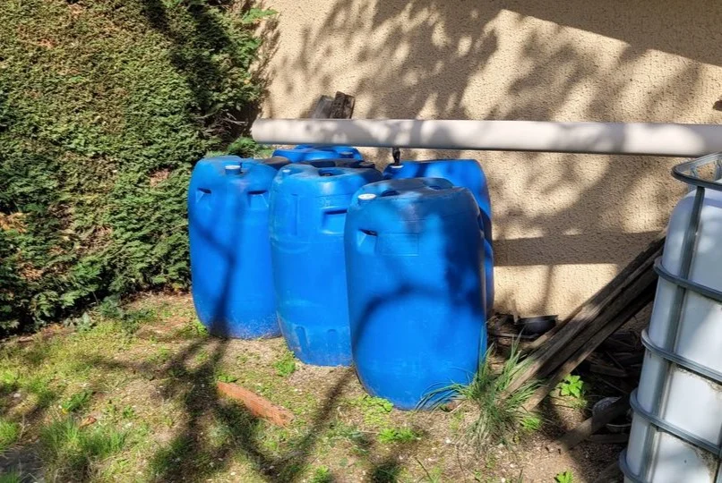 Fûts en plastique 200 litres